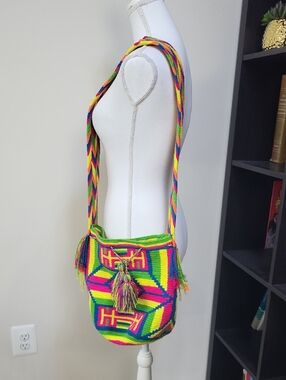 WAYUU Columbian Handmade Bucket Bag